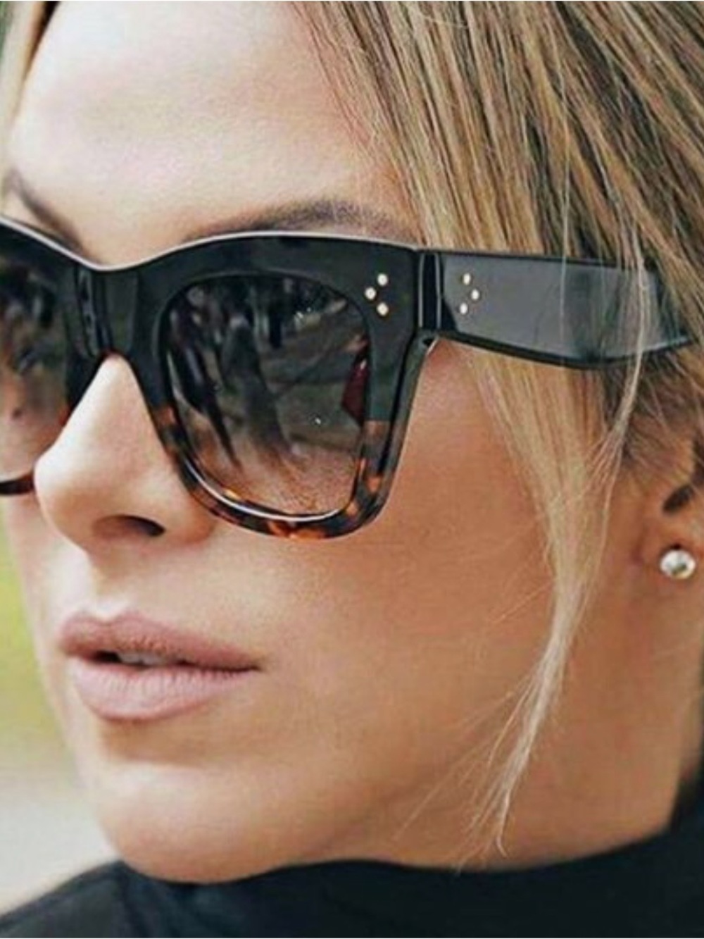 Stylish Tortoiseshell Black Oversized Women's Sunglasses